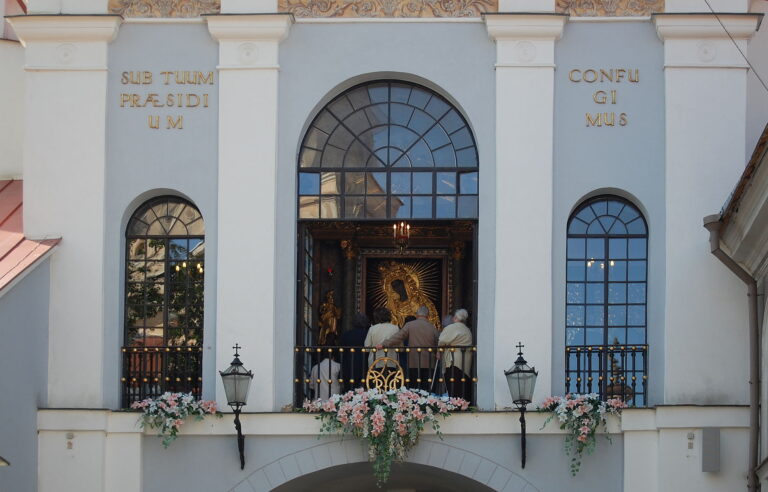 Vilnius_Dawn_Gate