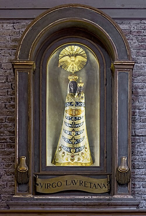 Interior of San Pantaleone (Venice) -  Madonna di Loreto